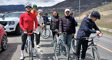 Pedallar turizm için döndü