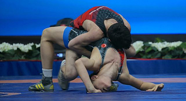 Rakiplerine minderi dar ettiler!