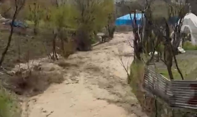 Köylüleri uyarmak için havaya ateş açtı