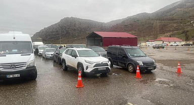 Sistem arızası sınır kapısında kuyruk oluşturdu