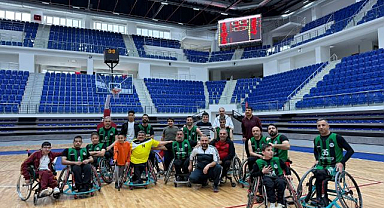Tekerlekli sandalye basketbolunda Play-Off sevinci