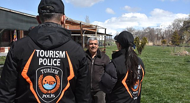 Turizm polisleri nöbette 