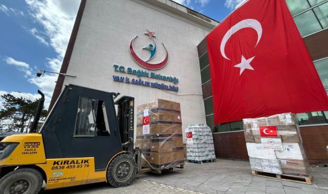 Türkiye'den İran'a sağlık desteği! Gönderilen yardım tırı sayısı 9 oldu   