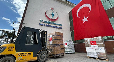 Türkiye'den İran'a sağlık desteği! Gönderilen yardım tırı sayısı 9 oldu   