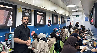 Veliler ve çocuklar aynı derste