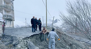 Yağışla birlikte kentte hasar oluştu