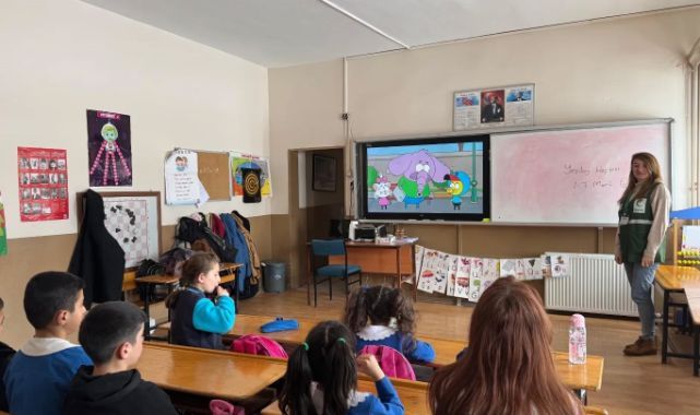 Yeşilay'dan miniklere eğitim