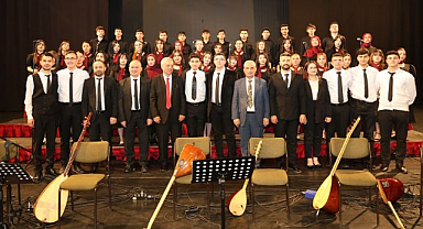 Yetenekli gençler kulakların pasını sildi