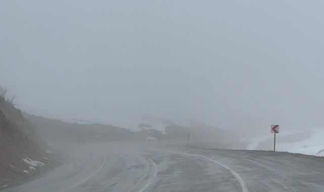 Şehri sis bastı! Göz gözü görmedi