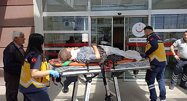 Yolcu düştü, motosiklet devrildi