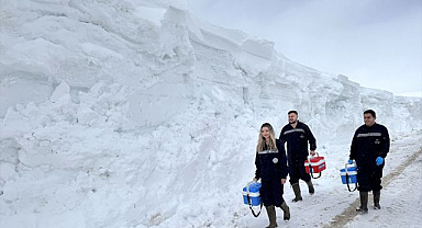 Zorlu şartlara rağmen fedakar mesai! 7-24 sahadalar