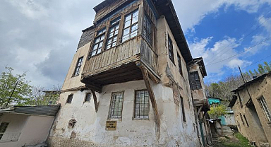 450 yıllık konak geçmişin izlerini taşıyor