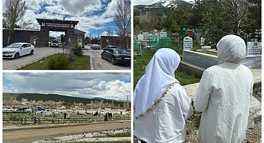 Arefe günü Erzurum'da mezarlıklar doldu taştı