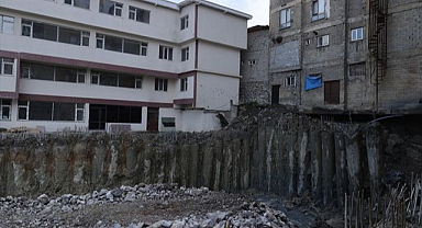 Binalar tahliye ediliyor! Bir mahalle diken üstünde
