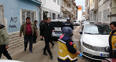  Bir buçuk ay önce taşındığı evde kurşunların hedefi oldu