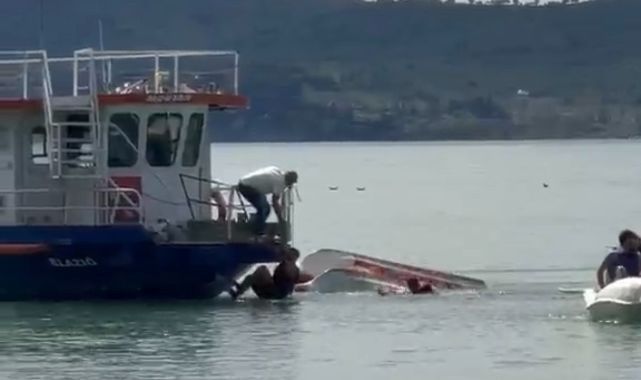 Deniz bisikleti devrilince 2 kişi ölümden döndü!
