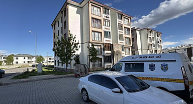 Dördüncü katından düşen otizmli çocuk yaralandı