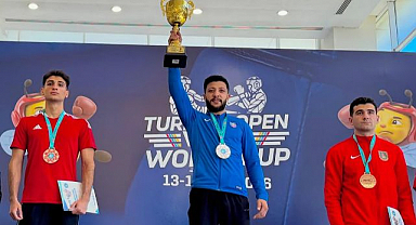 Dünya şampiyonu oldu