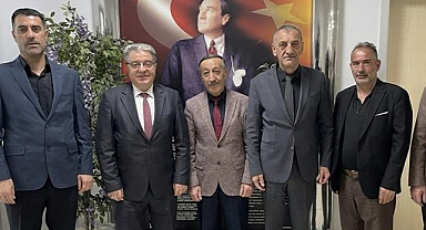 Emeklilerden SGK’ya anlamlı ziyaret