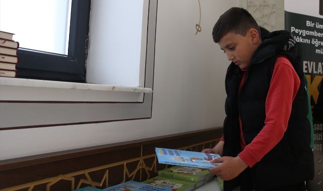 Erzurum'da camide gençler için ücretsiz kitap projesi