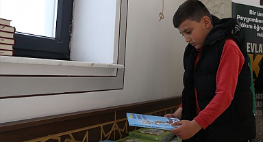 Erzurum’da camide gençler için ücretsiz kitap projesi