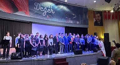 Erzurum’da Fen Lisesi korosundan Yeşilçam konseri