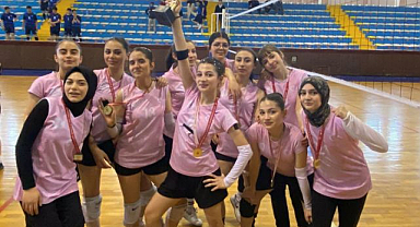 Erzurum'da  kızlar voleybol şampiyonu