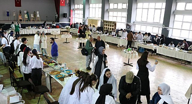 Erzurum'da öğrenciler TSKGV için kolları sıvadı