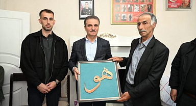 Erzurum'da şehit ailelerine bayram ziyareti