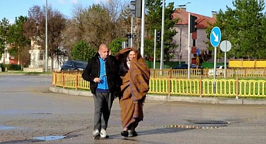 Erzurumlu annenin umre hayaline minik destek