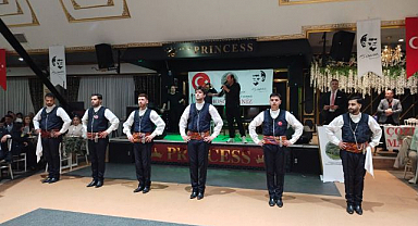 Erzurumlular İstanbul’da dayanışma gecesinde buluştu