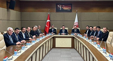 Erzurumspor'un Süper Lig başarısı Meclis'te değerlendirildi