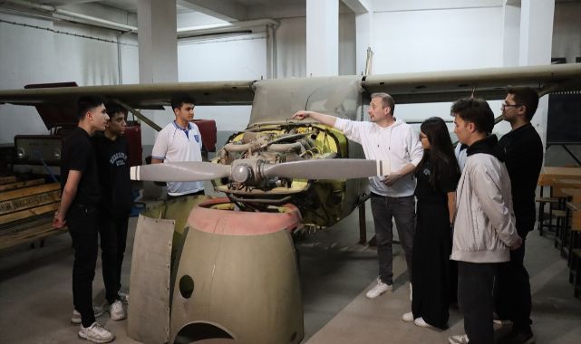 Geleceğin uçak teknisyenleri bu okulda hazırlanıyor