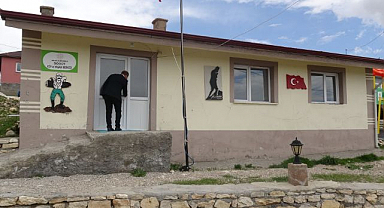 Jandarmadan köy okuluna anlamlı dokunuş