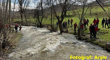 Karaçoban'da dereye düşen çocuk kurtarılamadı