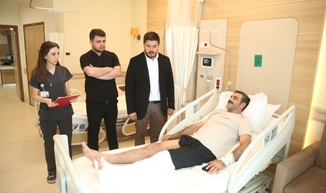 Makineye kaptırdığı bacağı, mikrocerrahi ile kurtarıldı