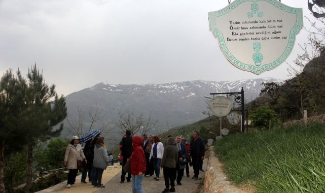 Mani Yolu turistlerin ilgisini çekiyor
