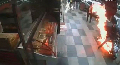 Marşa bastığı anda motosiklet alev aldı