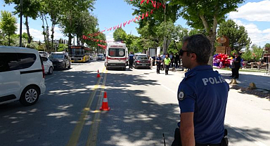 Otomobilin çarptığı yaya ağır yaralandı