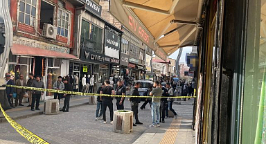 Sokak ortasında silahlı saldırı