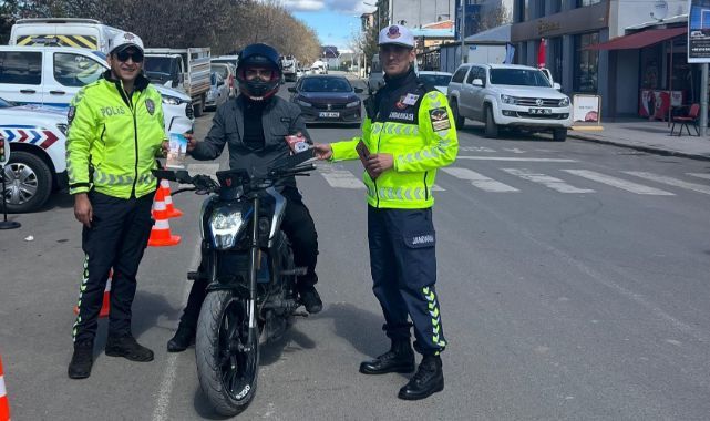 Trafik denetiminde hayat kurtaran bilgilendirme