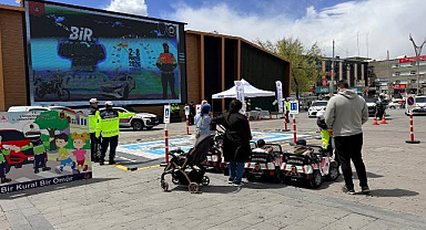 Trafik haftasında vatandaşlara uygulamalı eğitim verildi