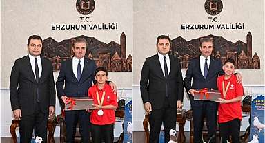 Vali Baruş, Pasinler’in başarılı öğrencilerini ağırladı