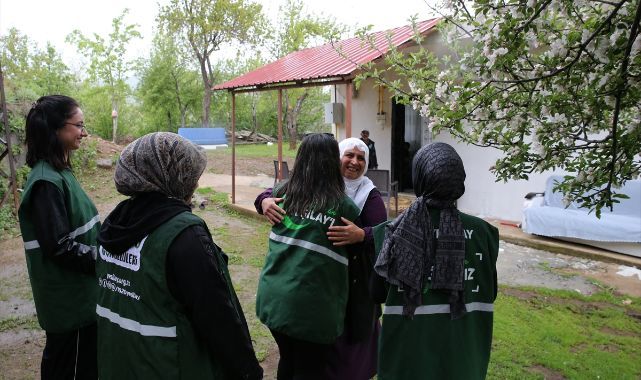 Yeşilay ekiplerinden kapı kapı bilinçlendirme seferberliği