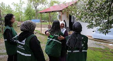 Yeşilay ekiplerinden kapı kapı bilinçlendirme seferberliği