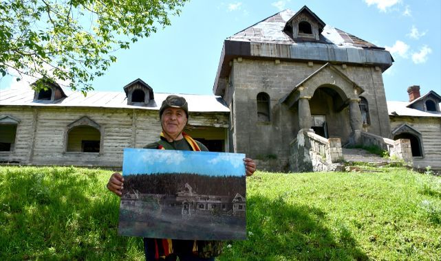 130 yıllık tarihi köşkte sergi açtı!