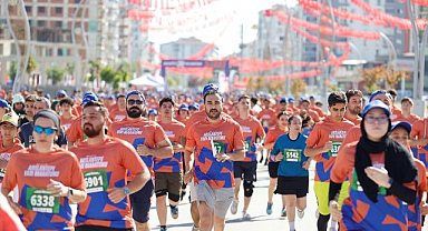2 Bin Sporcuyla Arslantepe Yarı Maratonu Start Aldı