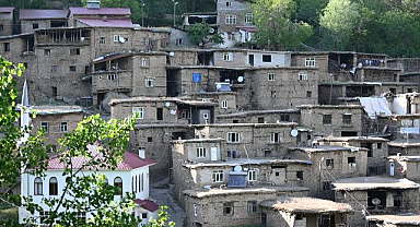 300 yıllık evler geçmişi günümüze taşıyor
