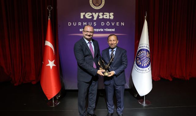 Atatürk Üniversitesinde ödüller sahibini buldu