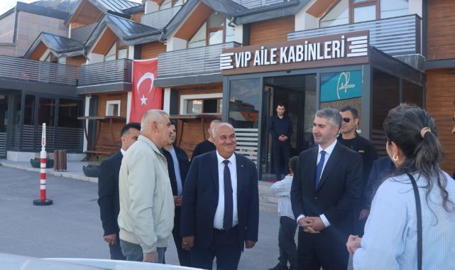 Bakan Yardımcısı Tarıkdaroğlu Aziziye’de incelemelerde bulundu   